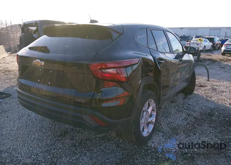 2025 Chevrolet Trax Fwd Ls z USA, uszkodzony, nr VIN KL77LFEP9SC262354